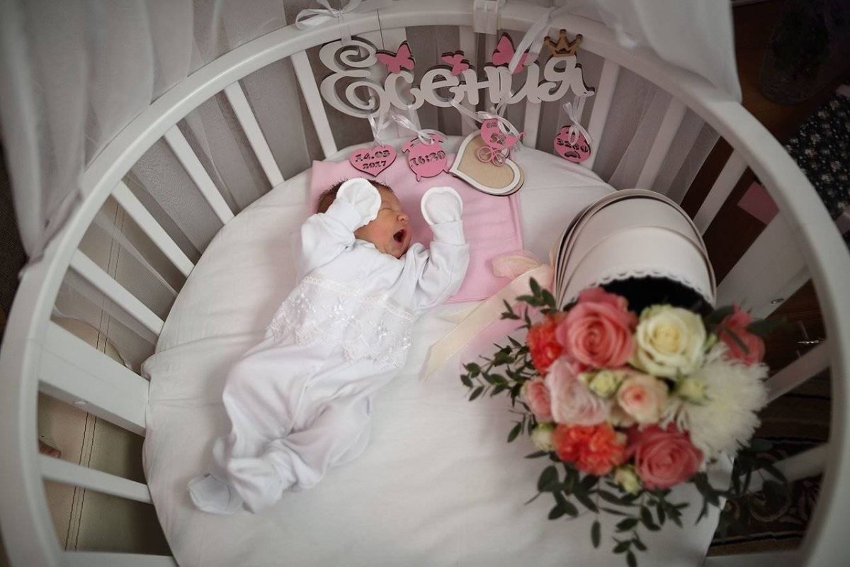 Букет на выписку из роддома девочки