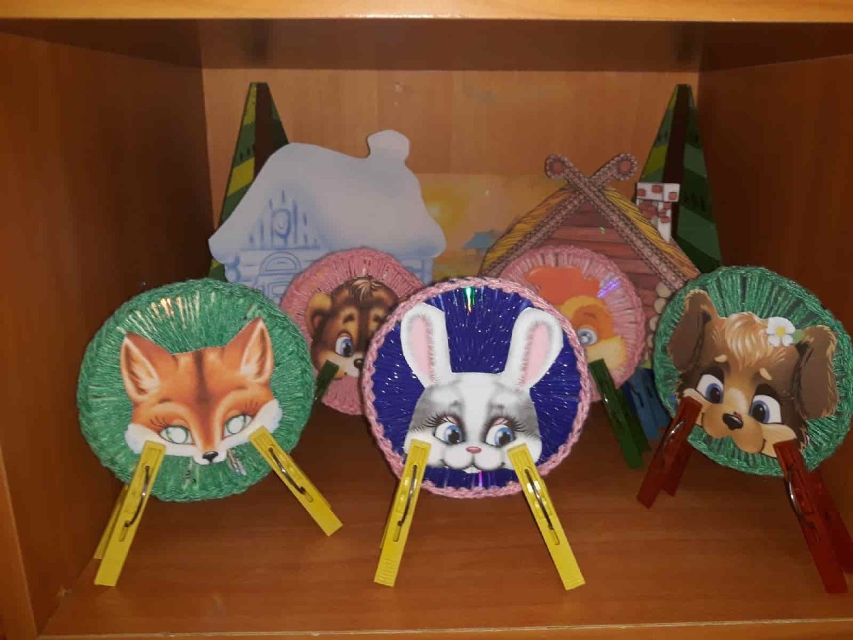 Театральный уголок