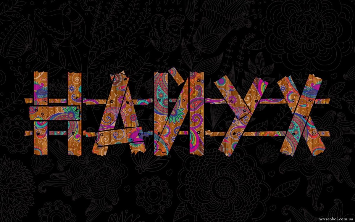 Надпись Love на черном фоне