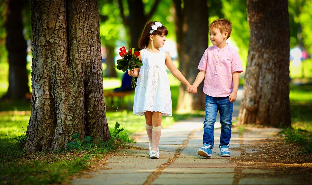 Дети в парке