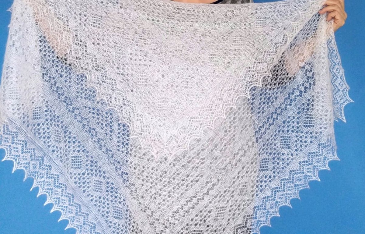 Шаль пуховая козий пух