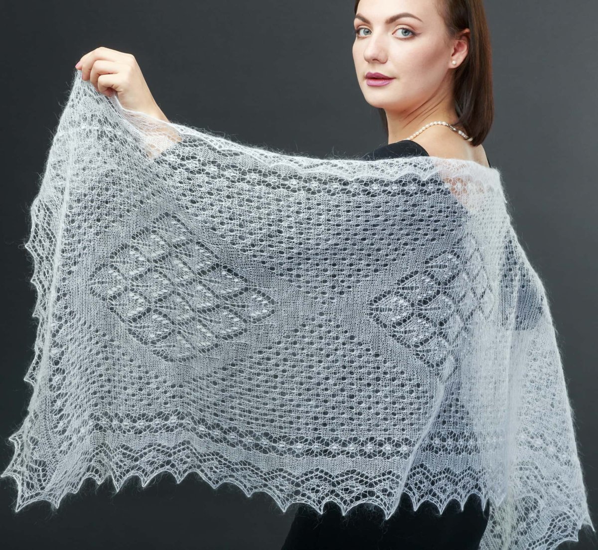 Оренбургский пуховый платок паутинка