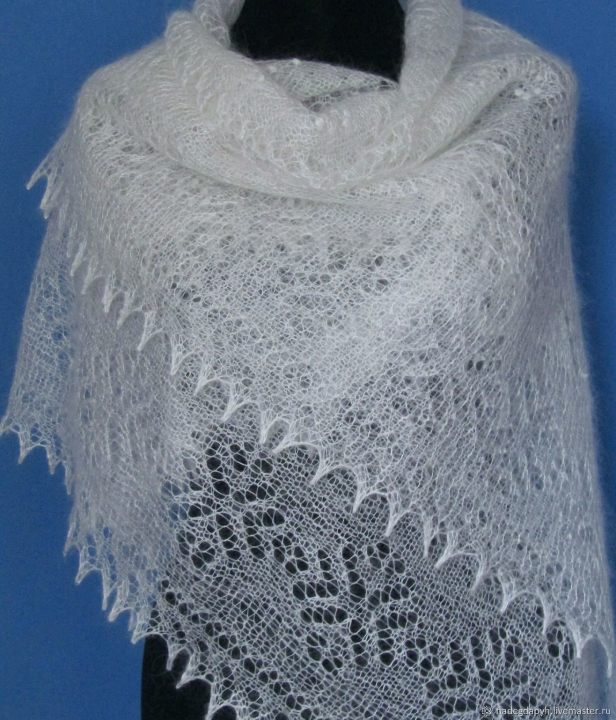 Оленевский пуховый платок шаль