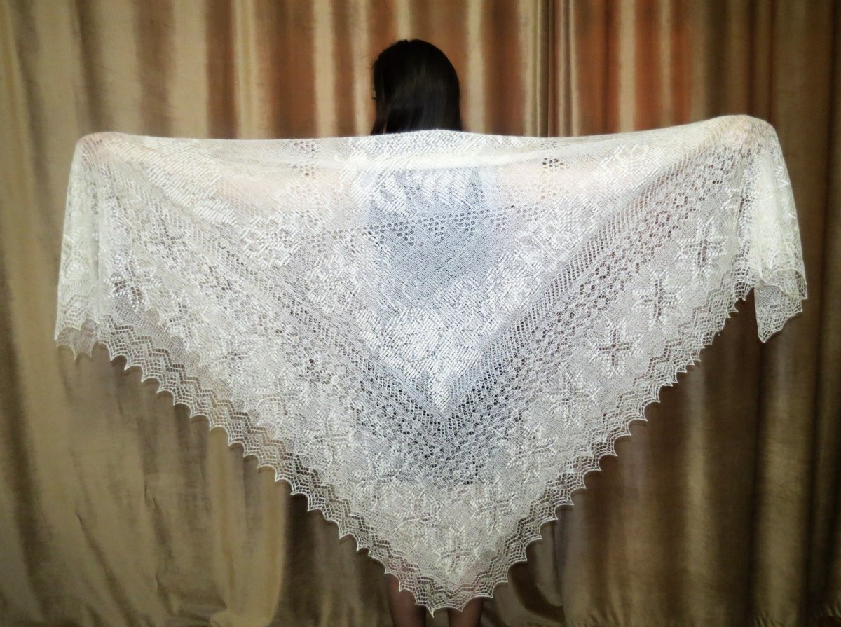 Оренбургские пуховые платки Пуша