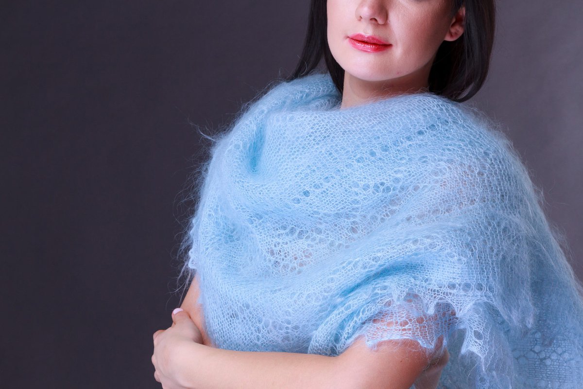 Оренбургский пуховый платок