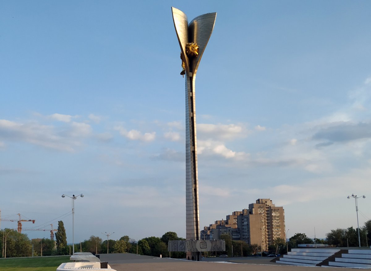 Стела освободителям Ростова памятник Ростов