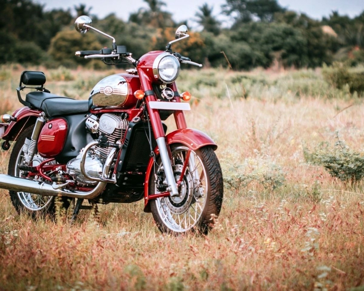 Ява мотоцикл 2022 500