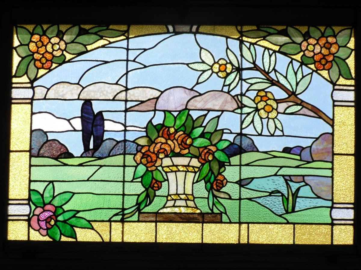 Витраж Liva Stained Glass