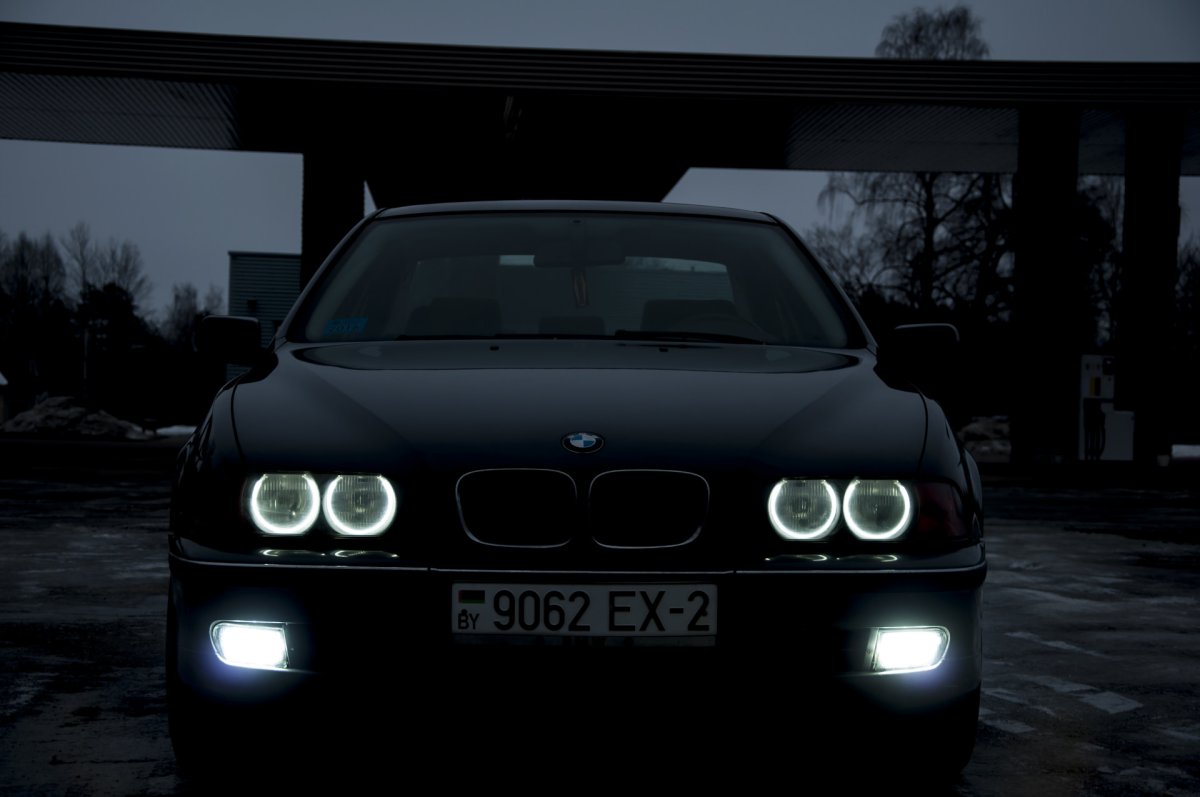 BMW 5 Series (e39)