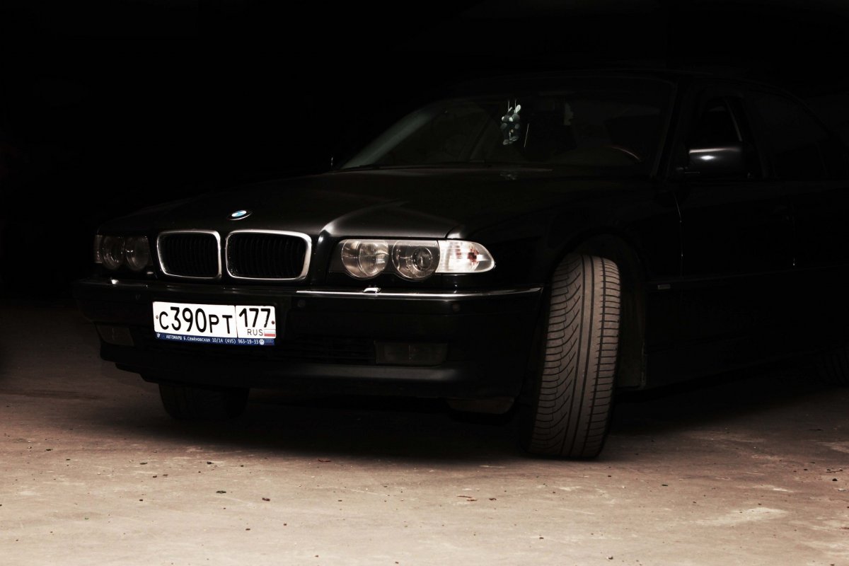 БМВ е38 бандитская