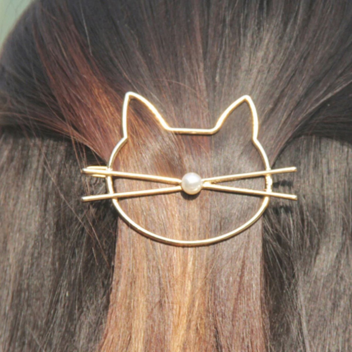 Необычные заколки для волос