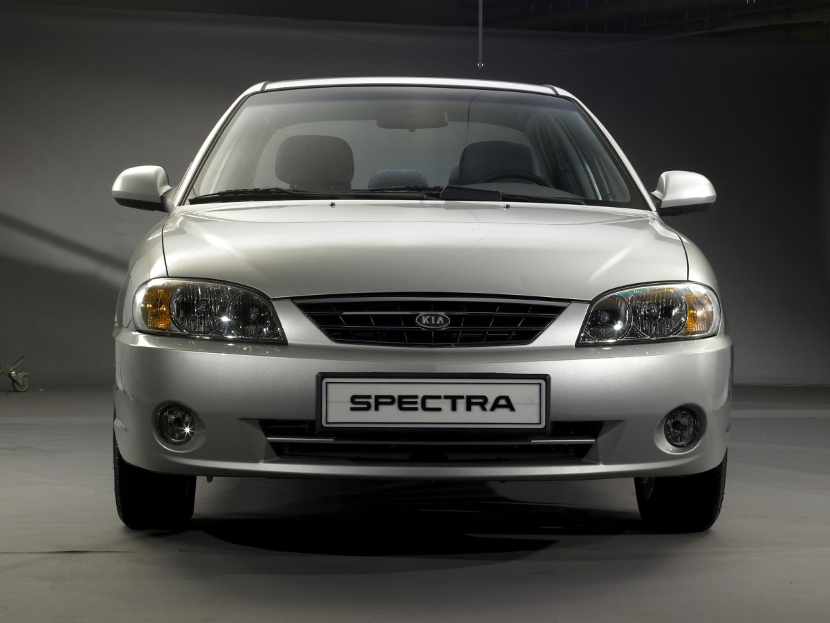 Kia Spectra 2004