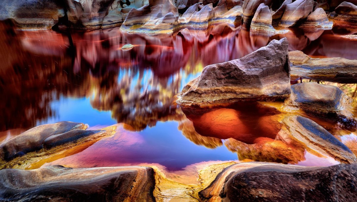 Река Рио-тинто (красная река)