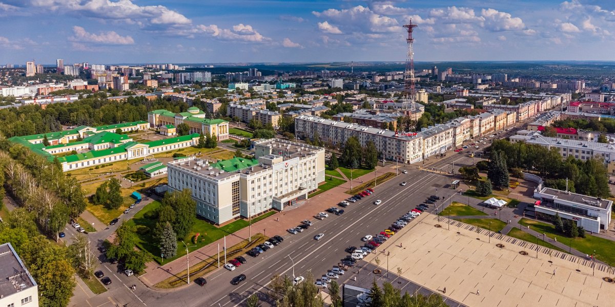 Весь город Ижевск с высоты птичьего полета
