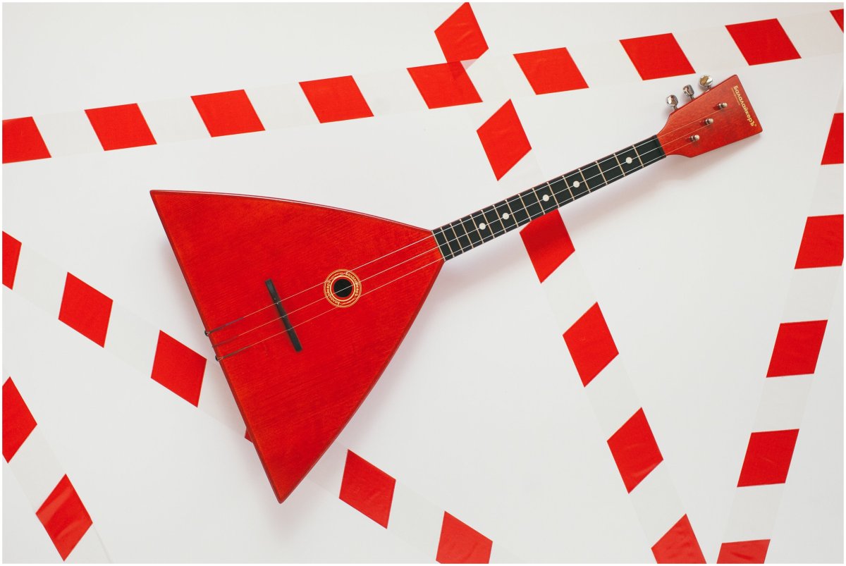 Балалайка (красная)