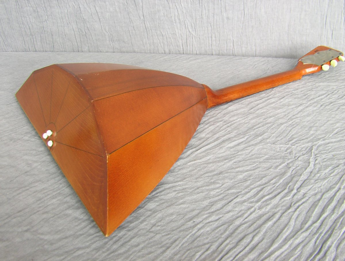 Балалайка оружие