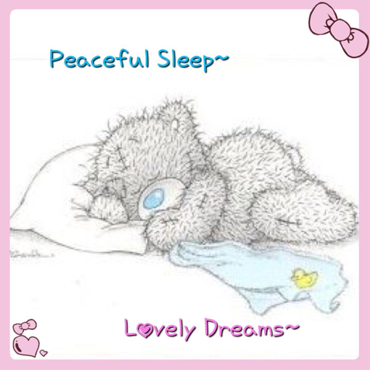 Медвежонок Тедди спит