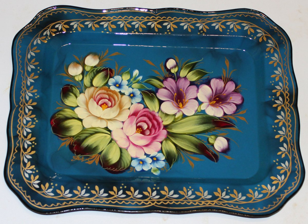 Жостово-фабрика росписи подносов