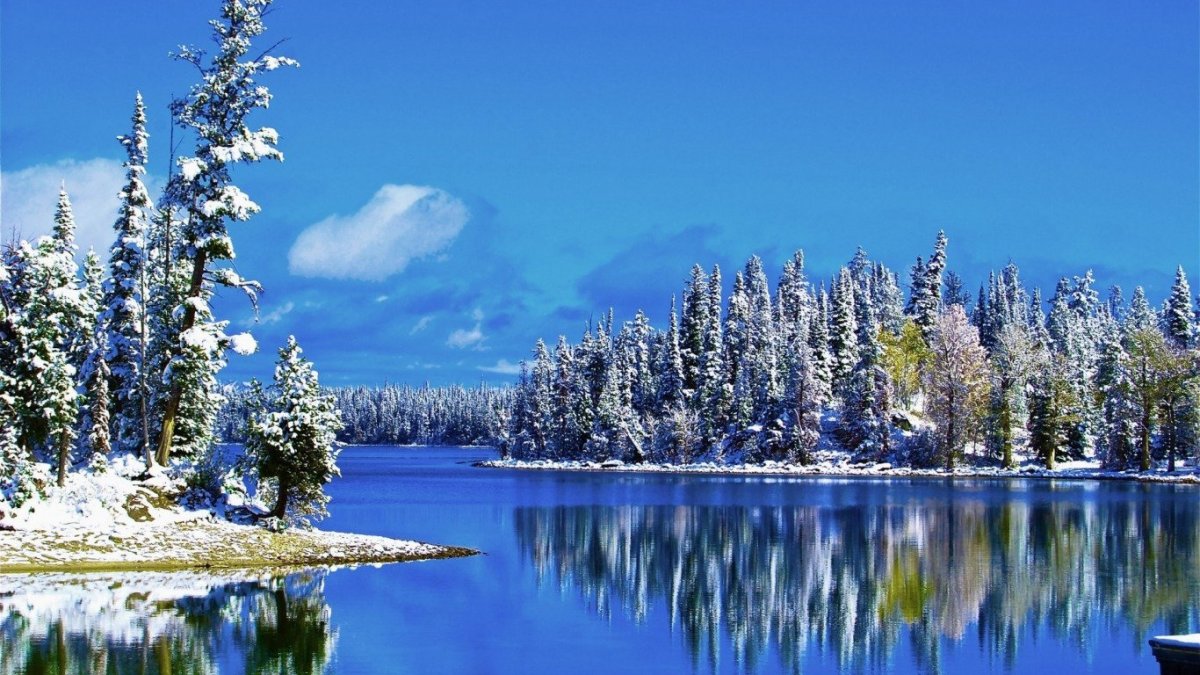 Зимний пейзаж озеро