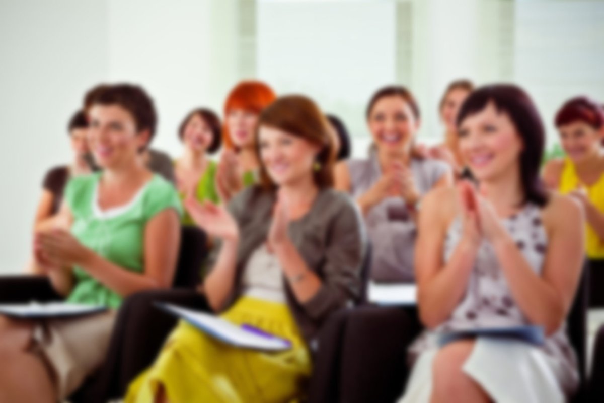 Приглашение в женский клуб