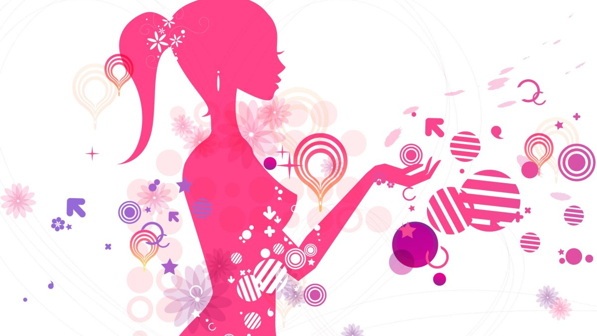 Женщина смеется