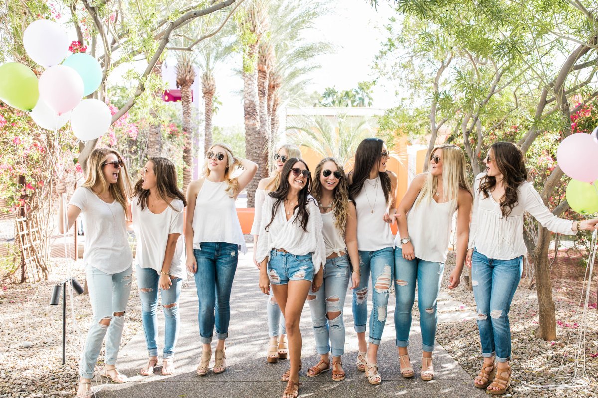 Женский клуб картинки