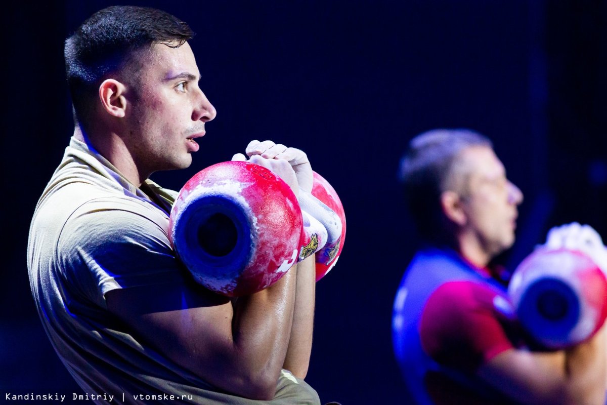 Иван Денисов гиревой