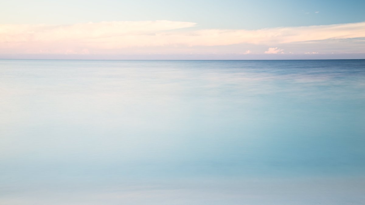 Море в пастельных тонах