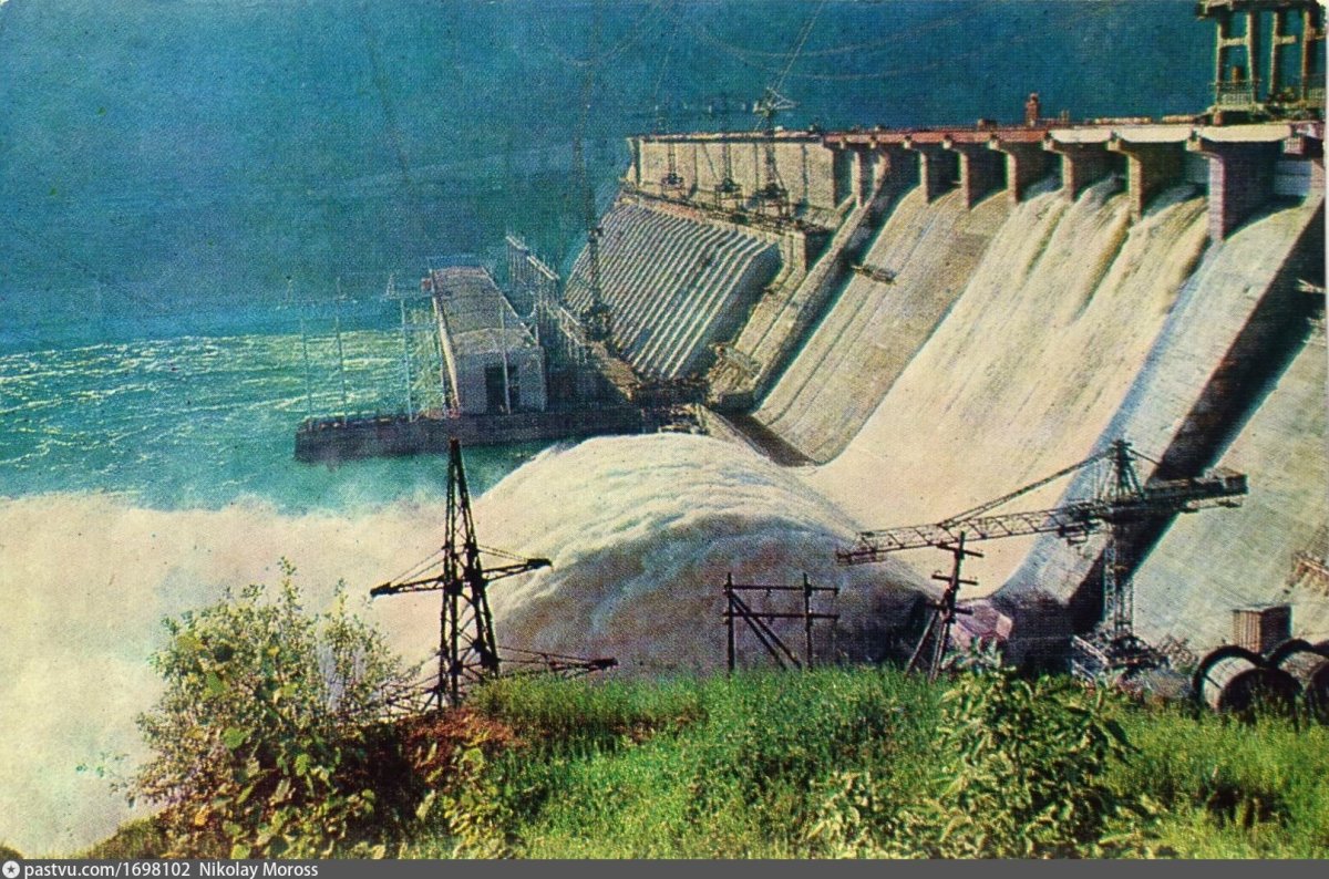 Подсветка ГЭС Красноярск