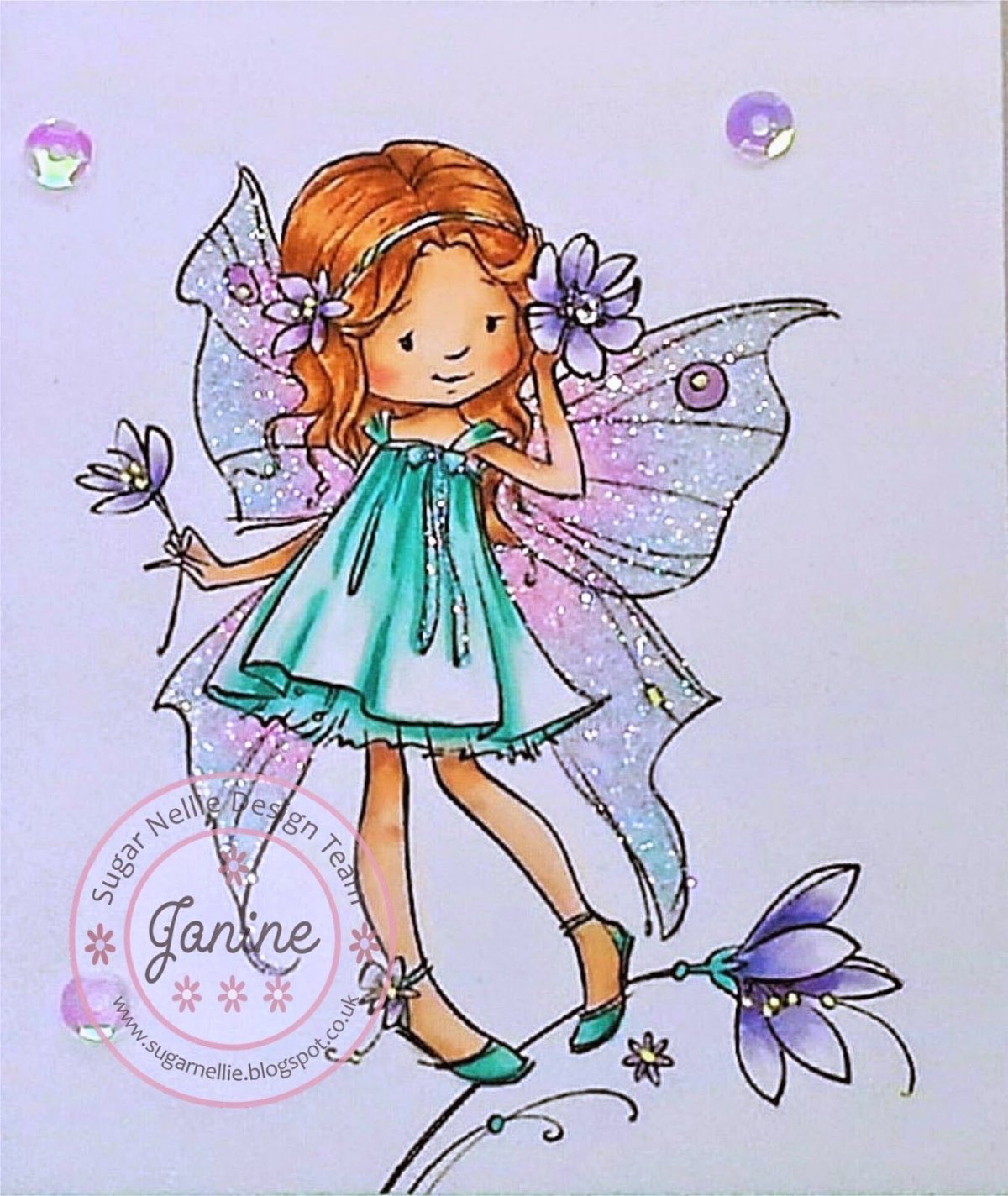 Девочка Фея на белом фоне