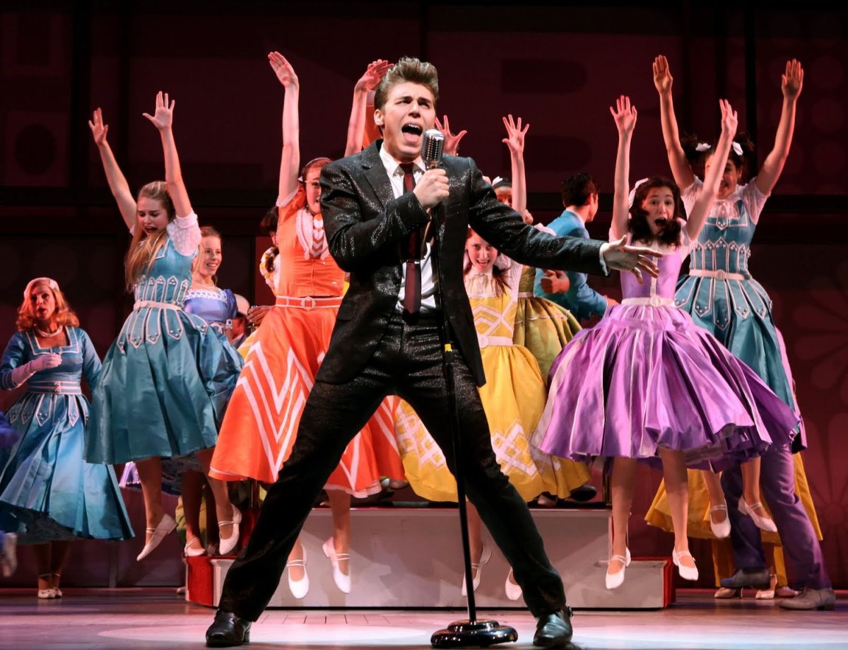 Бродвей театр мюзикла