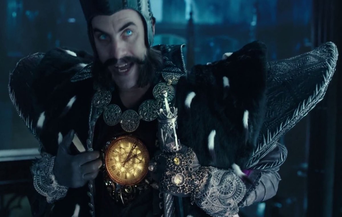 Саша Барон Коэн Алиса в Зазеркалье