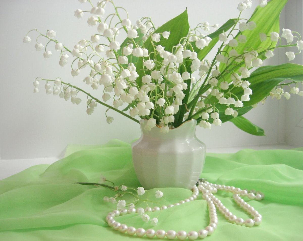 Открытки с ландышами