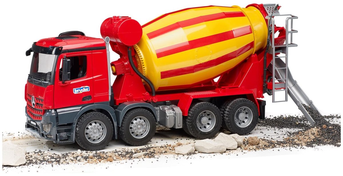 Автобетоносмеситель КАМАЗ сбоку