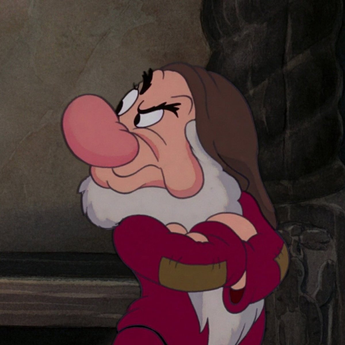 Ворчун улыбается