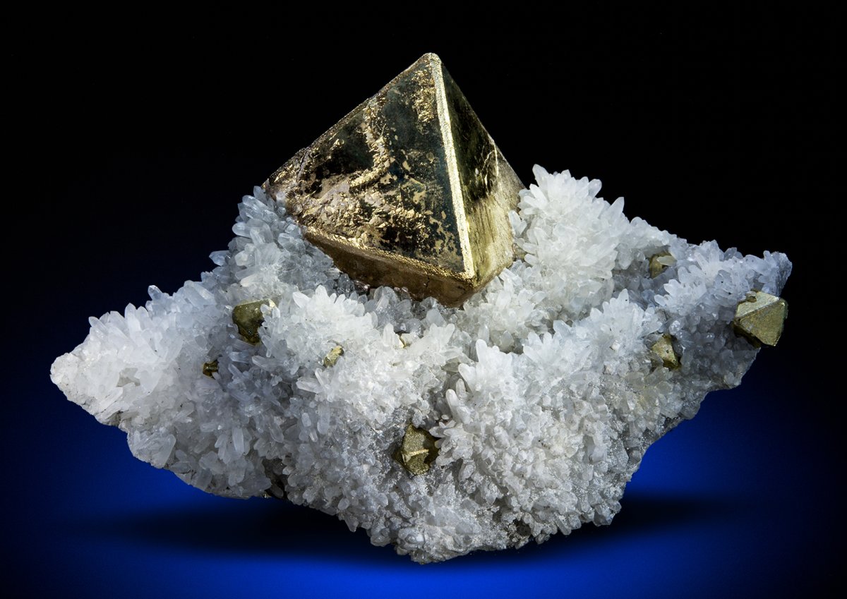 Пирит / минерал