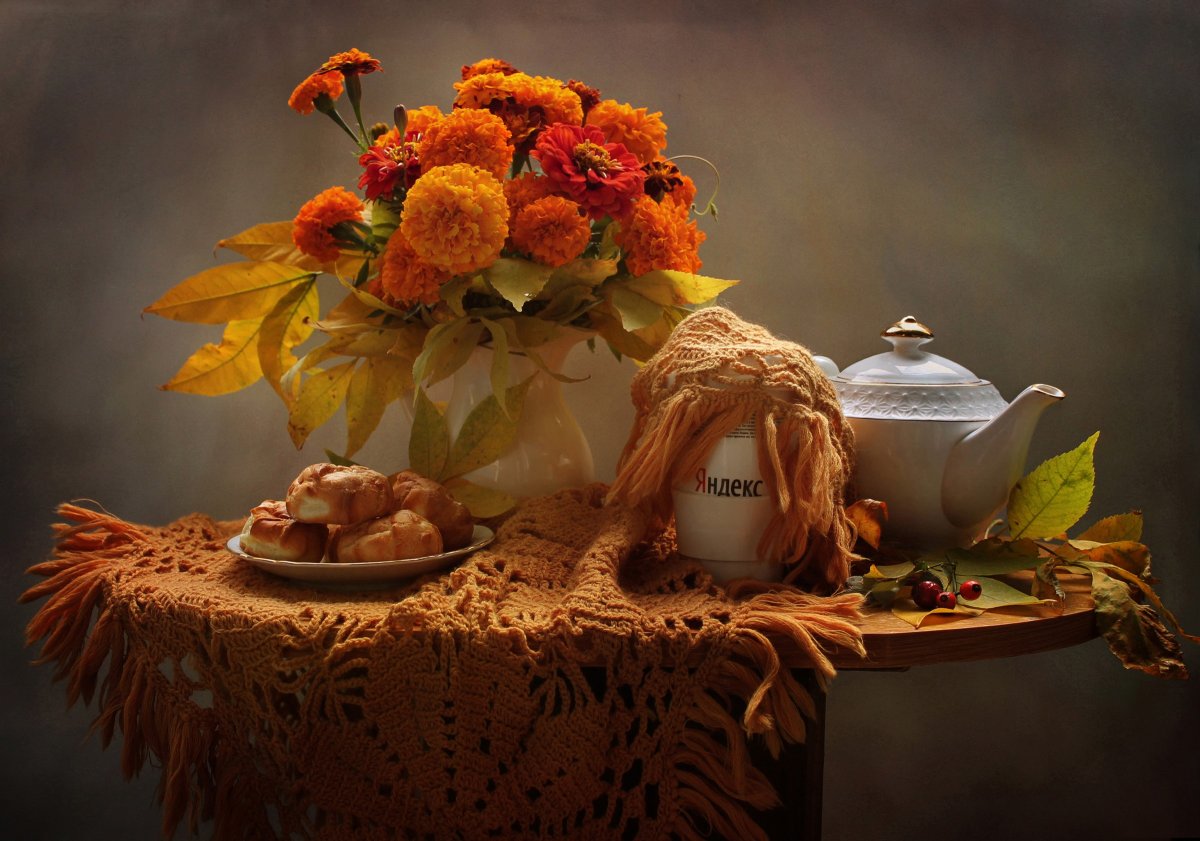 Натюрморт с бархатцами