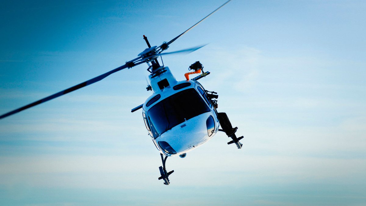 Вертолёт Робинсон голубой