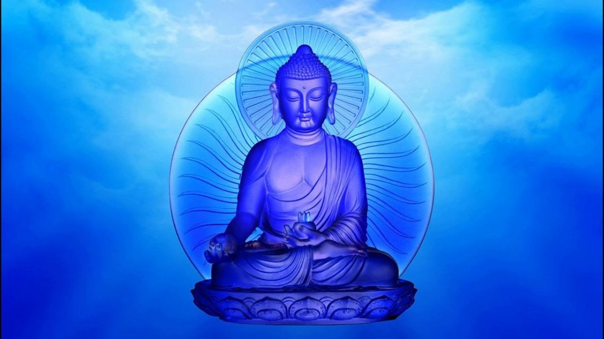 Будда на синем фоне