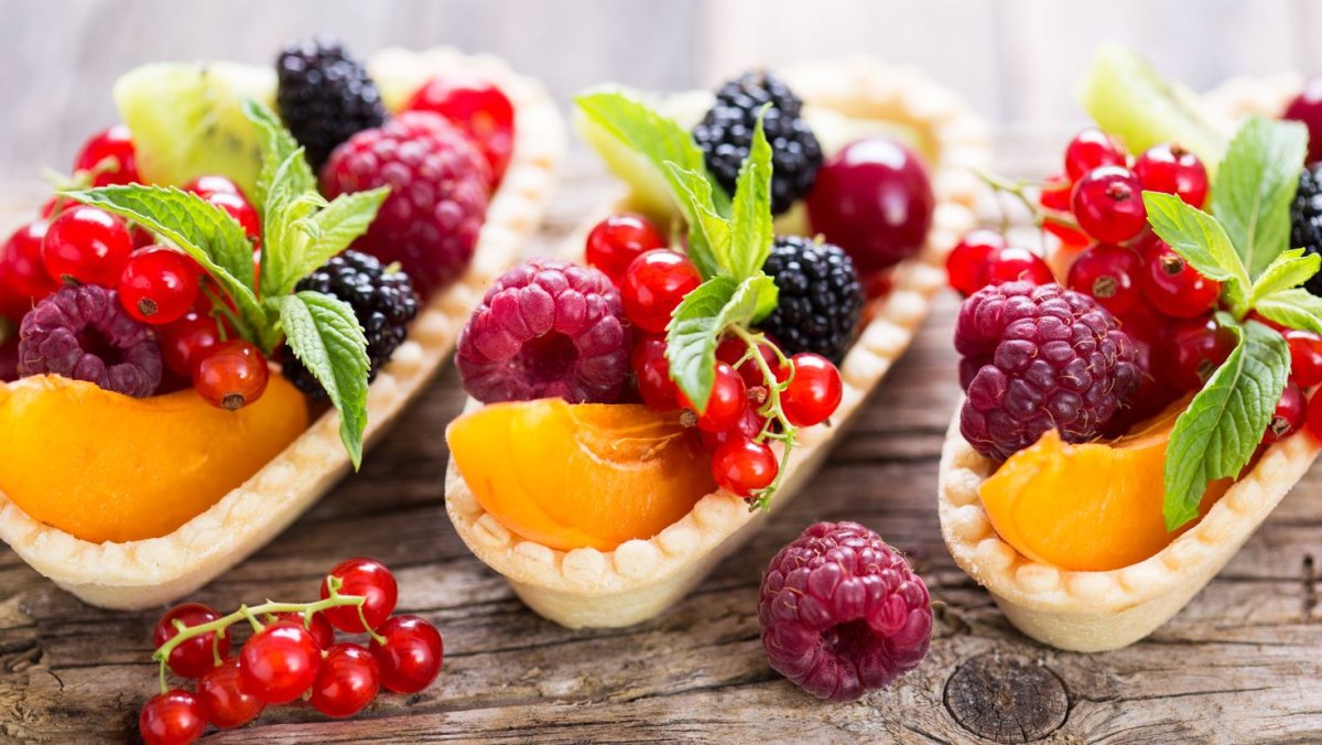 Фруктовые пирожные