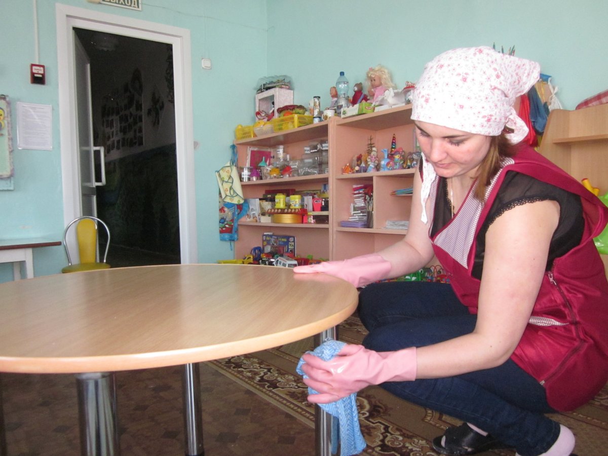 Нянечка в детский сад