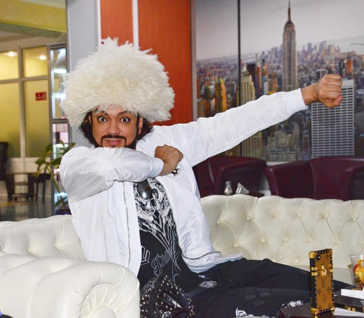 Филипп Киркоров смеется