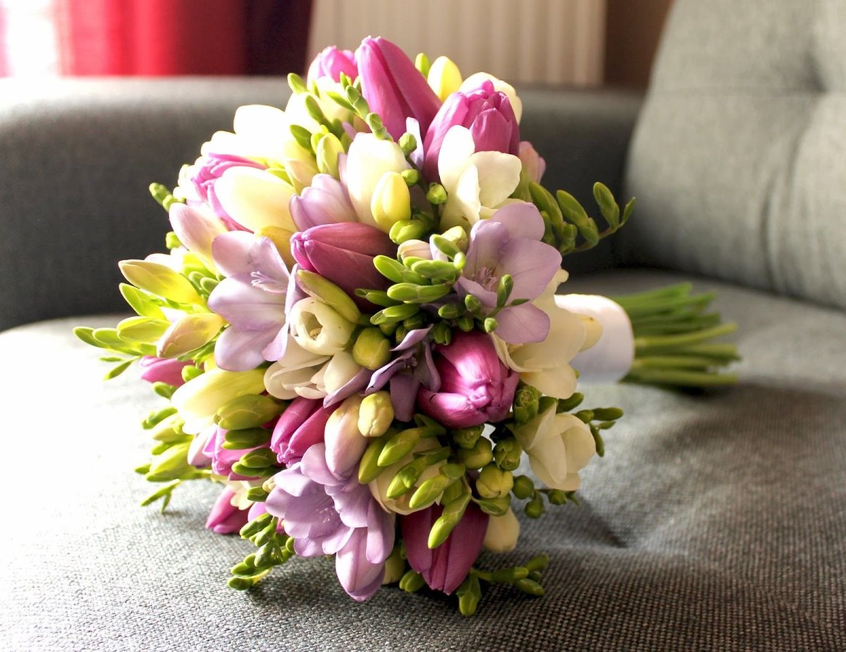 Букет фрезий