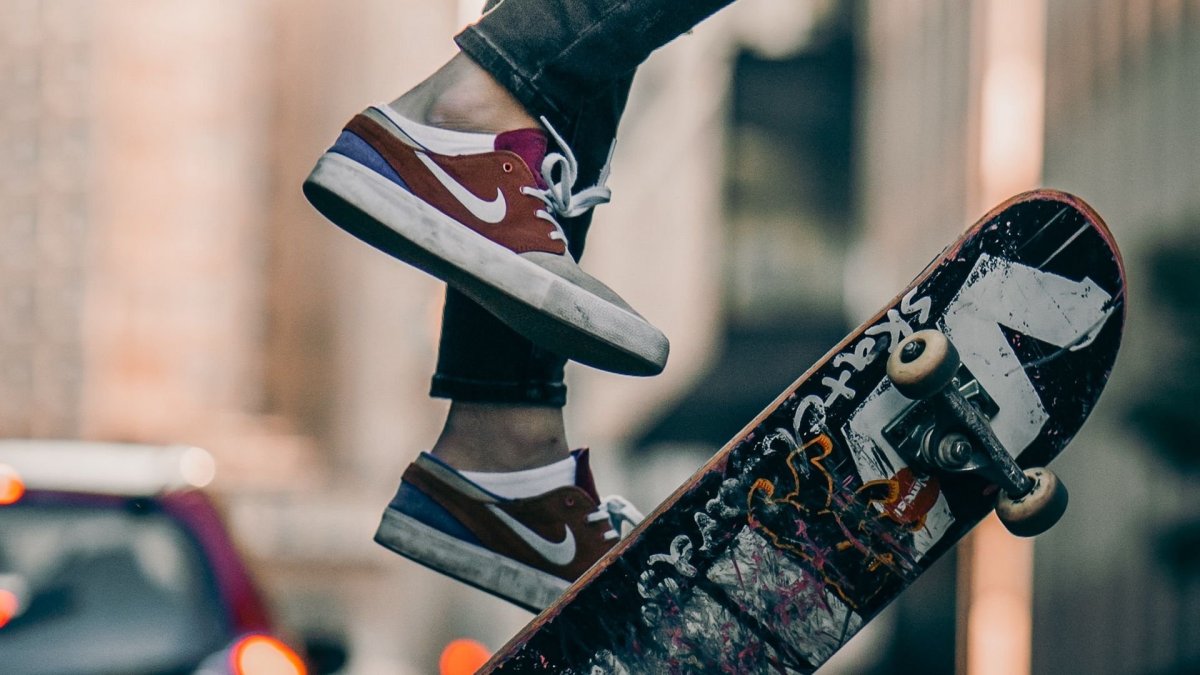Кроссовки на скейте