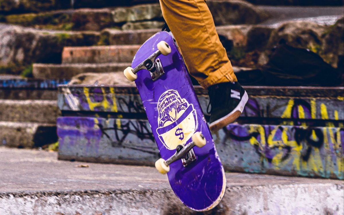 Скейтбордист Филипп Густав