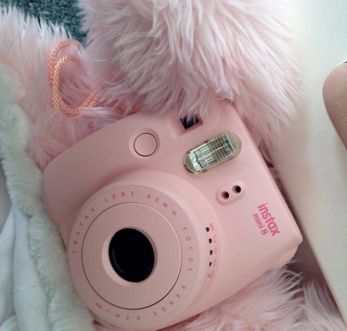 Розовый тумблер