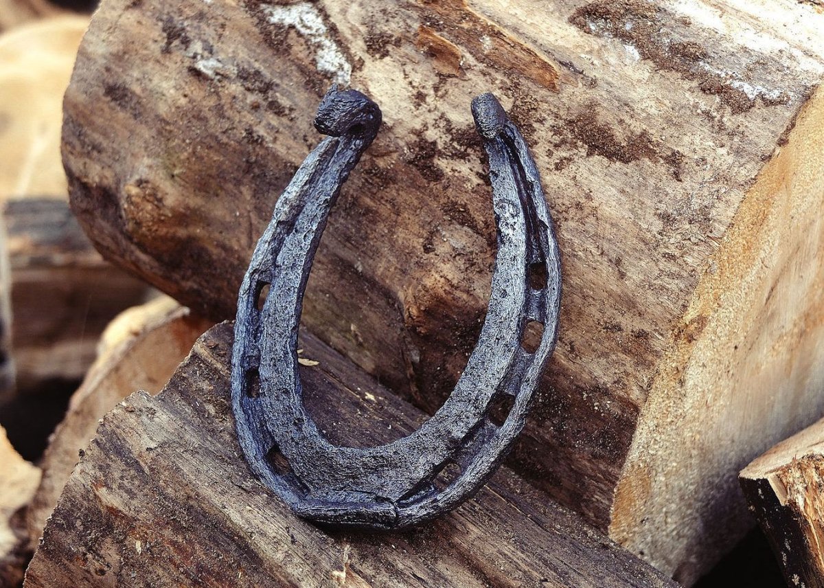 Подкова оберег в древней Руси