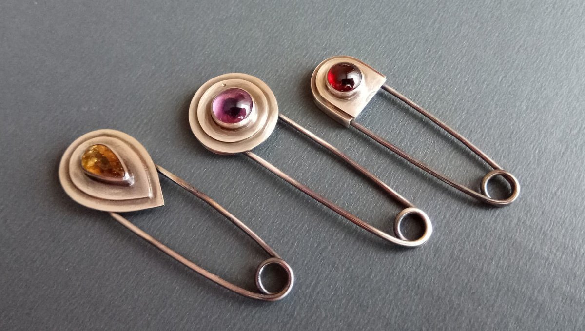 Булавки большие декоративные