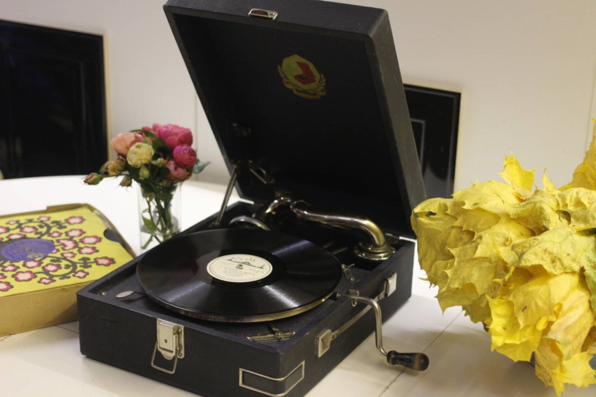 Патефон пя 334