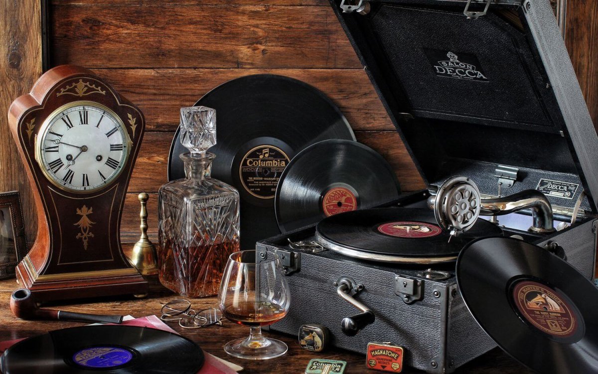 Патефон Винтаж ретро